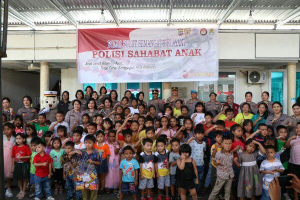 Polda Sulut Gelar Acara Polisi Sahabat Anak di Kota Bitung