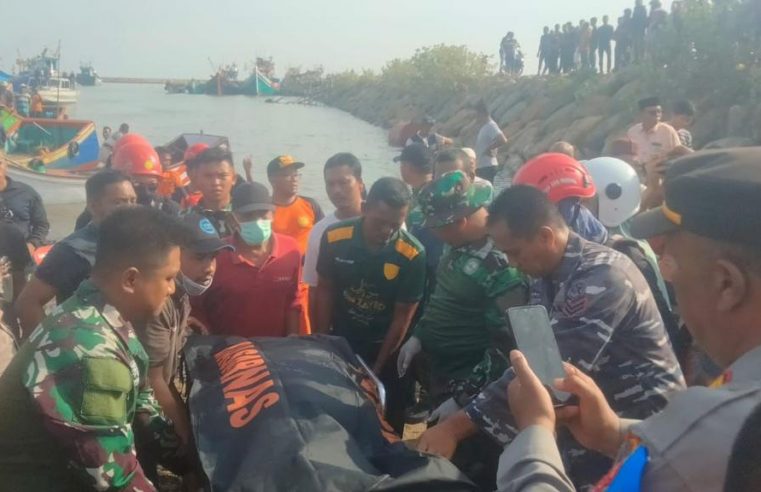 PRAJURIT TNI AL BERHASIL BANTU EVAKUASI KORBAN TENGGELAM DI PANTAI ANOE KRUNG MANE ACEH, SATU SELAMAT DUA MENINGGAL