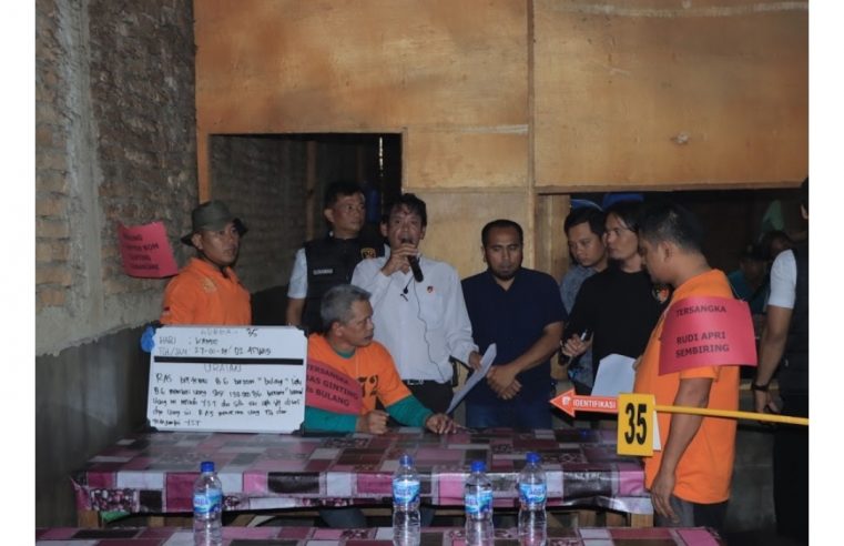 Polda Sumut Gelar Rekonstruksi kebakaran Rumah Jurnalis Sempurna Pasaribu