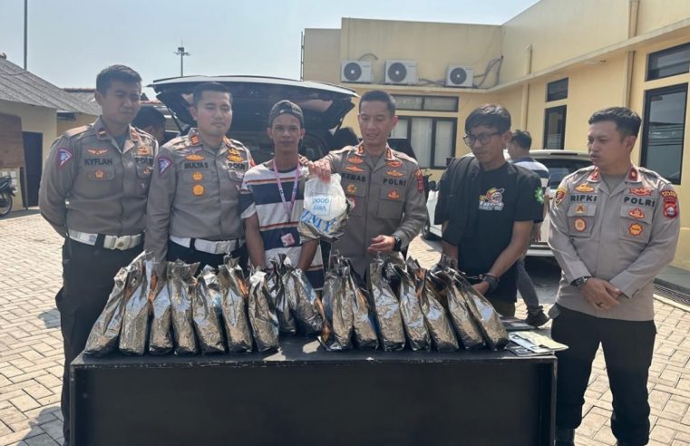 Polda Banten Gagalkan Pengiriman 30 kg Sabu Dari Riau