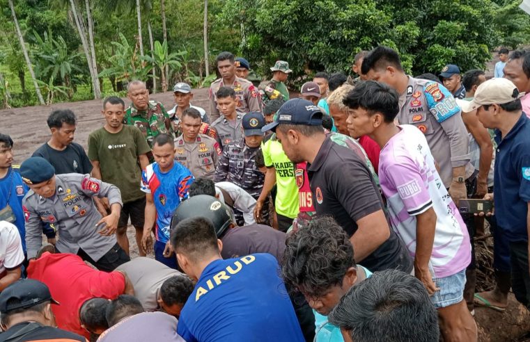 Ternate Diterjang Banjir Bandang, TNI AL & Tim SAR Gabungan Gerak Cepat