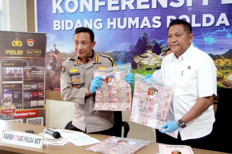 Polda NTT Serahkan Tersangka & Barang Bukti Kasus Tindak Pidana Korupsi Pekerjaan Pembangunan RSP. Boking TTS ke Kejaksaan Tinggi