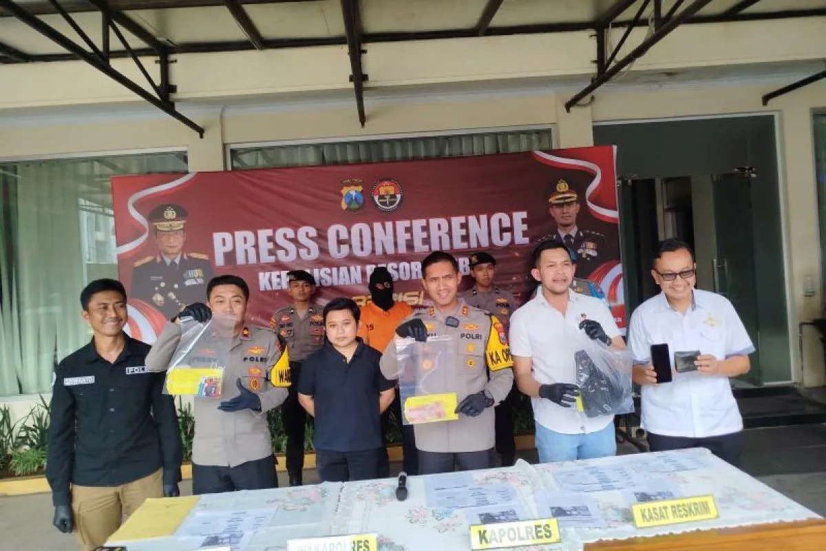 Polisi Ringkus ” MR ” Pelaku Pemerasan Mengaku Wartawan Minta THR