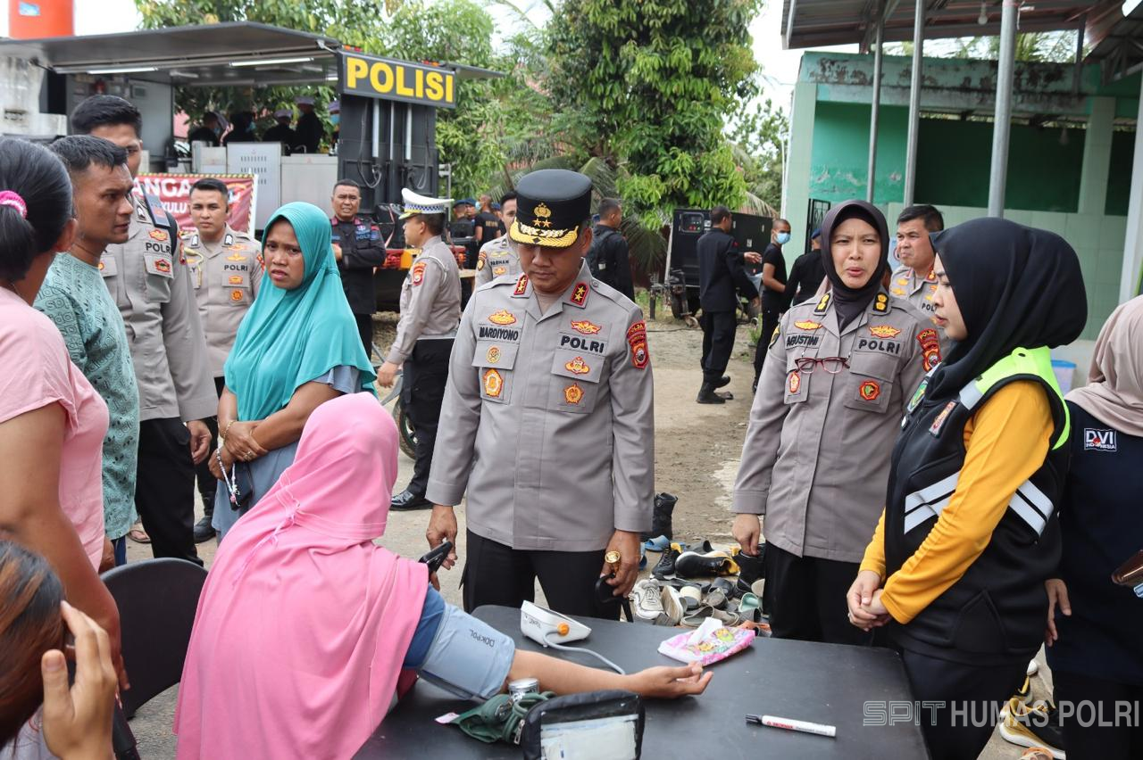 Kapolda Bengkulu Berikan Pelayanan Terbaik bagi Korban Gempa Bumi 6.3 SR Di Bengkulu