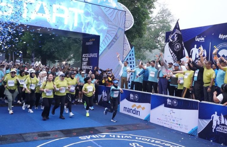 Irjen Pol Anggoro Kapolda DIY Hadiri Mandiri Jogja Marathon 2025 di Kompleks Candi Prambanan