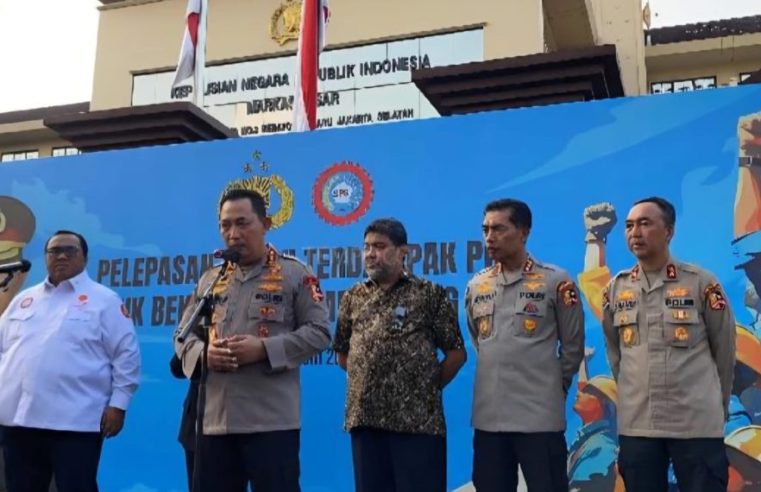 Kapolri Kembali Melepas 1.575 Buruh Terdampak PHK & Angkatan Kerja Baru