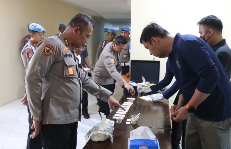 Bidpropam Polda Kaltara Gelar Tes Urin Khusus Pejabat Utama dan Pamen, Tegaskan Komitmen Antinarkoba