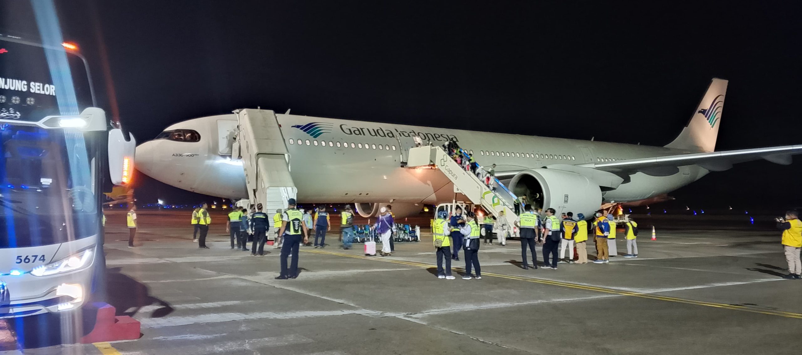 Kedatangan Jamaah Kloter 14 di Balikpapan Berjalan Lancar, Polsek Bandara Siaga Penuh