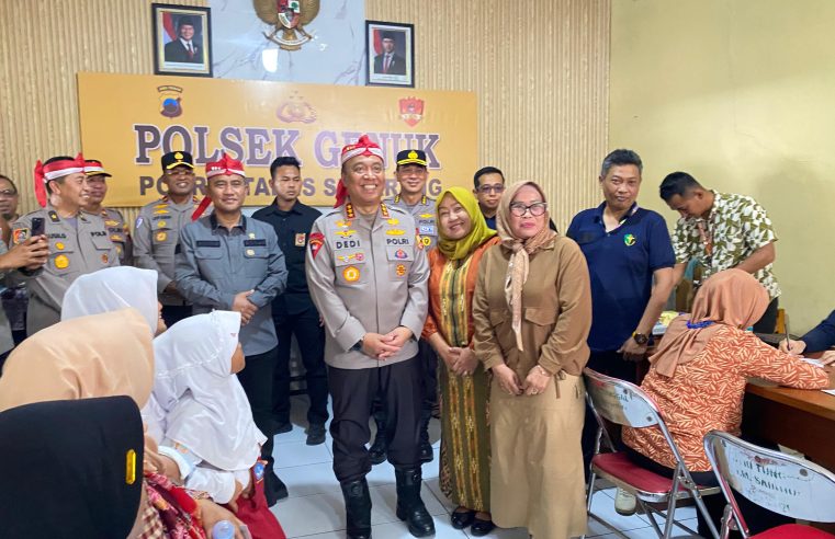 Wakapolri Ikuti Bakti Sosial dan Kesehatan Alumni Akpol 1990