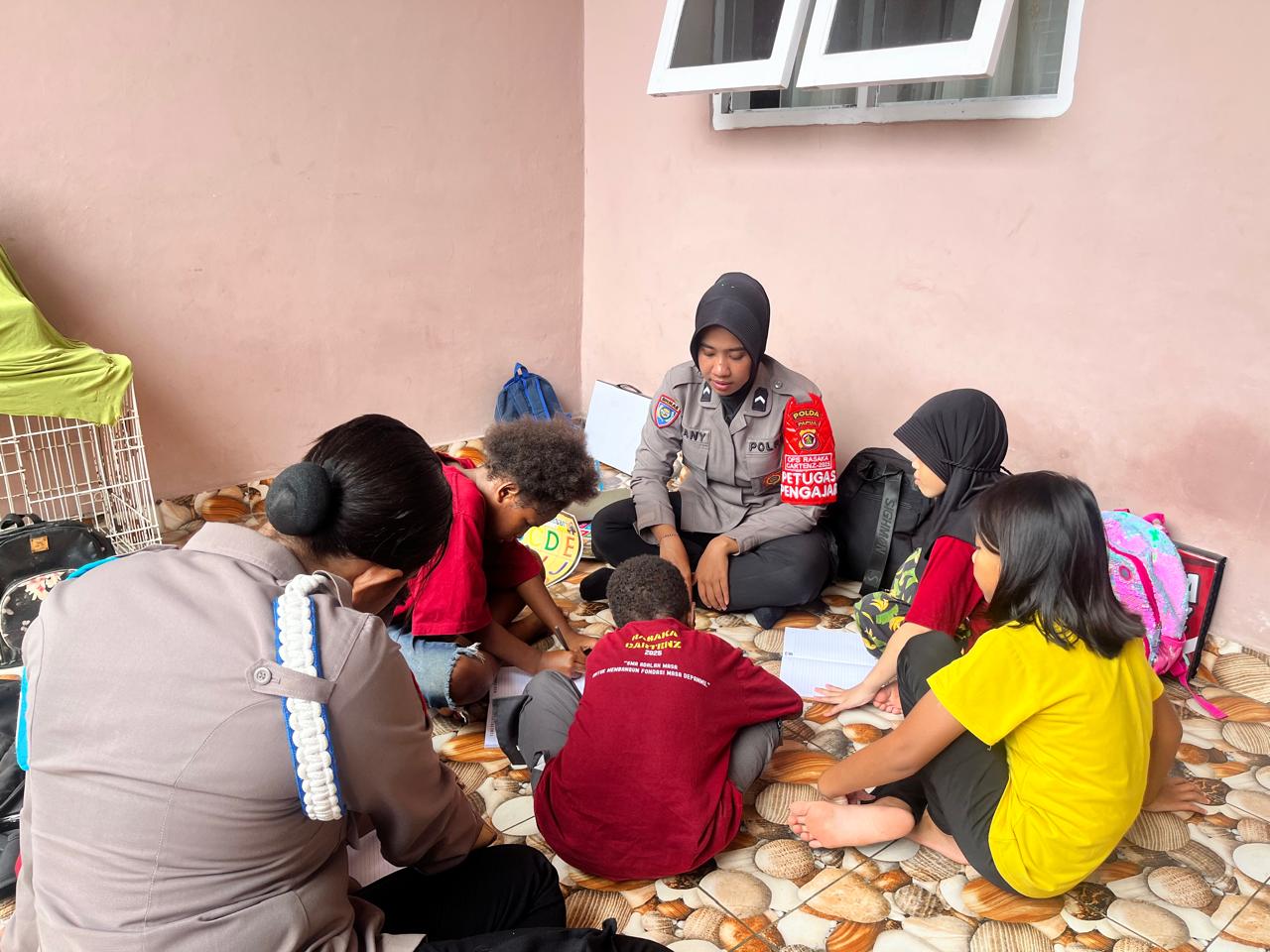 Operasi Rasaka Cartenz Hadirkan Pembelajaran Yang Penuh Warna Bagi Anak Putus Sekolah di Jayapura Papua