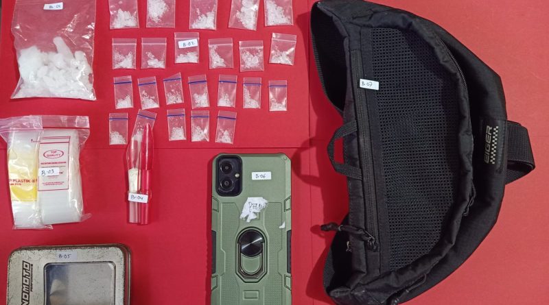Tim Satresnarkoba Polresta Palu Tangkap M.A (42) dengan Puluhan Paket Sabu di Wilayah Tatanga