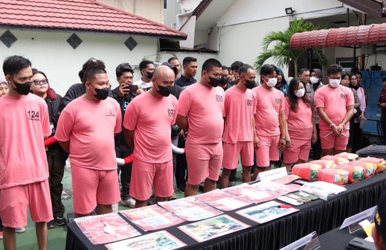 Ditresnarkoba Polda Kalbar Berhasil Ungkap 11 Kasus Narkoba, Musnahkan 8 Kg Sabu