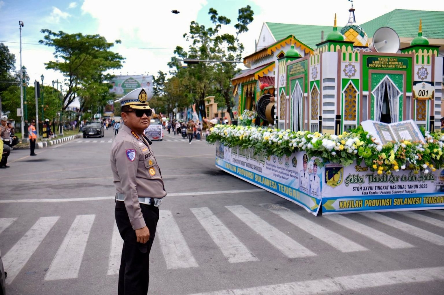 Ribuan Peserta dari Seluruh Indonesia Meriahkan Pawai Taaruf Mobil Hias STQH Nasional XXVIII Kota Kendari