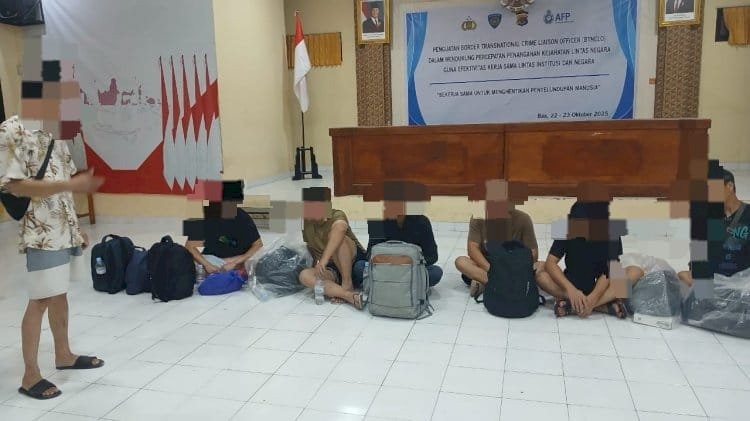 Kapal Asing Tanpa Identitas Berhasil Diamankan di Perairan Rote Ndao, 10 Orang Diamankan