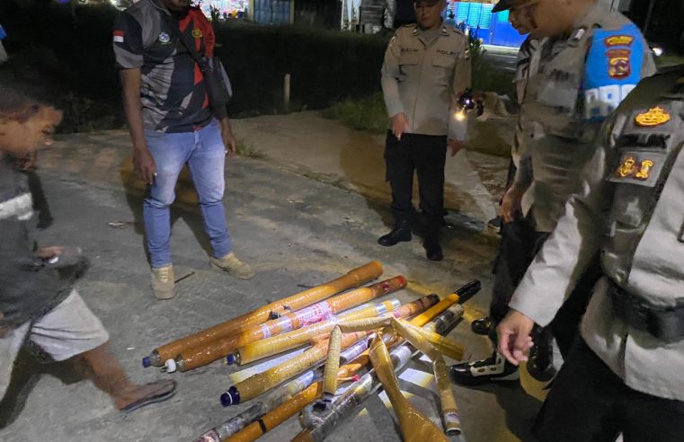 Piket Pleton V Polres Keerom Respons Cepat Aduan Warga, Puluhan Meriam Spiritus Disita