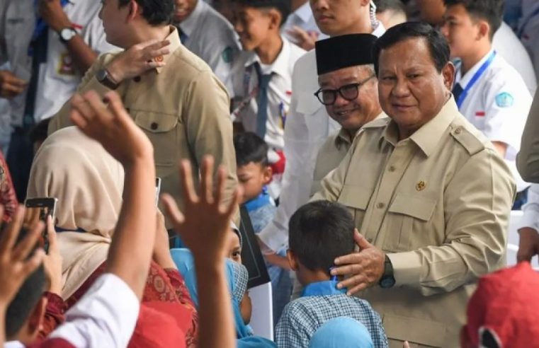 Prabowo Sebut 173.000 Panel Smartboard Terpasang, Pendidikan Jadi Kunci Kemakmuran