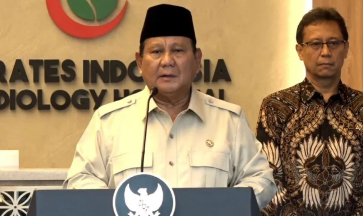 Prabowo Ingin Anak Sekolah Tak Berdiri di Pinggir Jalan Saat Kunjungan Presiden, Seskab Diminta Kirim Surat Kepala Daerah
