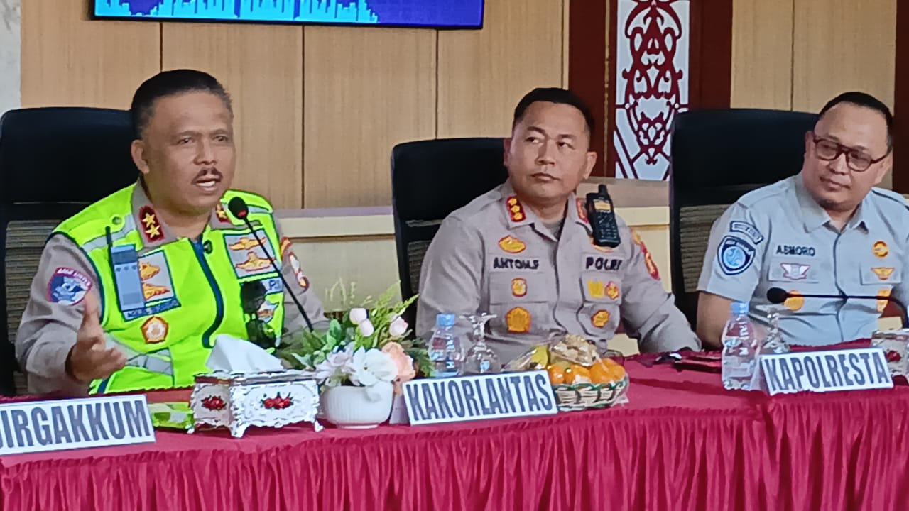 Press Release Kakorlantas di Balikpapan Jelang Ops Nataru: Lalu Lintas Aman, Penindakan Bakal Pakai Etle Tanpa Manual
