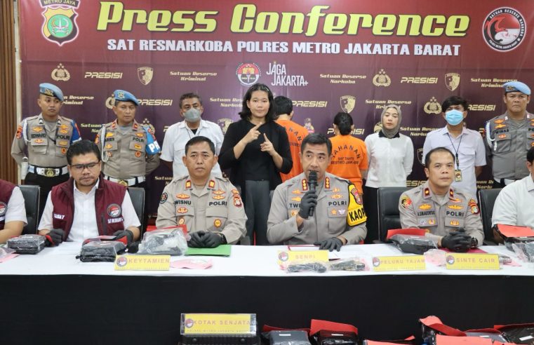 Pasutri di Jakbar Ditangkap dengan 19 Kg Sabu, Ternyata Dijanjikan Rp.26 Juta