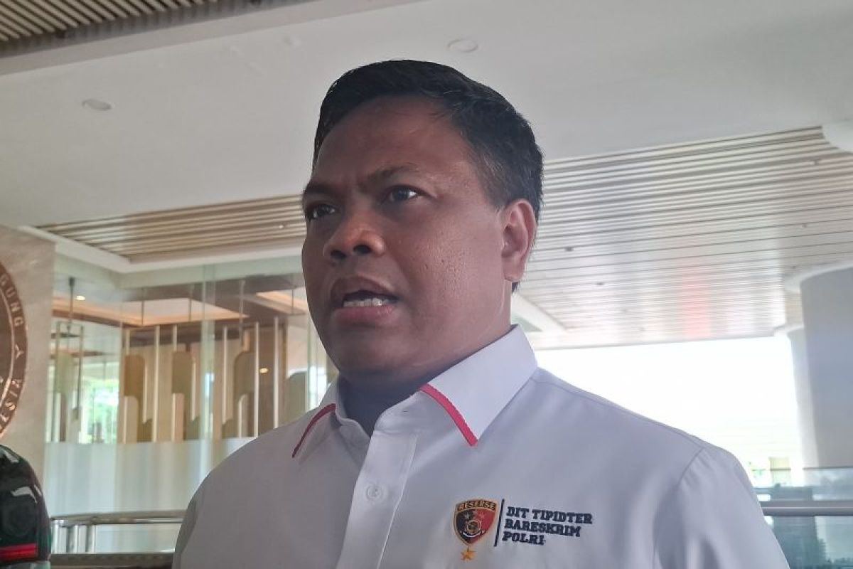 Diduga Distribusikan Timah Ilegal, Bareskrim Sita Kapal di Dermaga Kubu Bangka Selatan