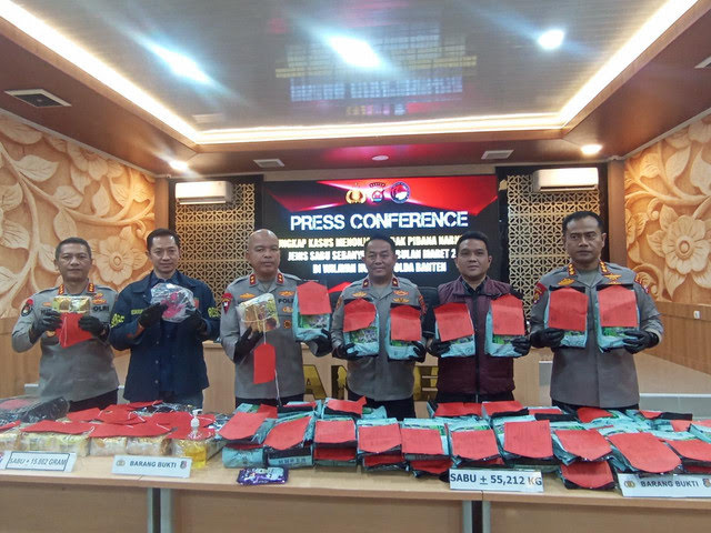 67 Kilogram Sabu dan Senpi Diamankan Polisi di Pelabuhan Merak dalam Serangkaian Operasi Pengamanan Mudik