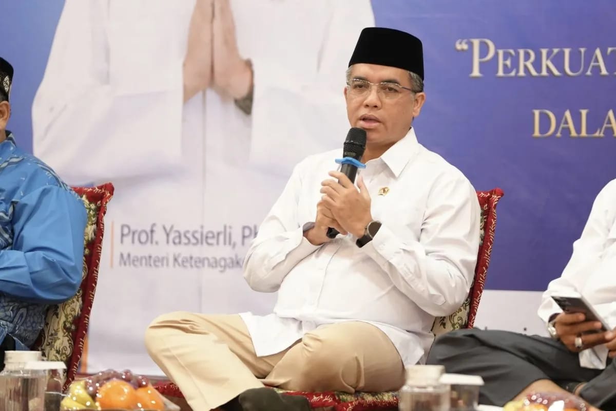 Perbaiki Layanan Publik – Menaker Minta Kemnaker Jamin Akses Cepat dan Tanpa Hambatan Bagi Masyarakat