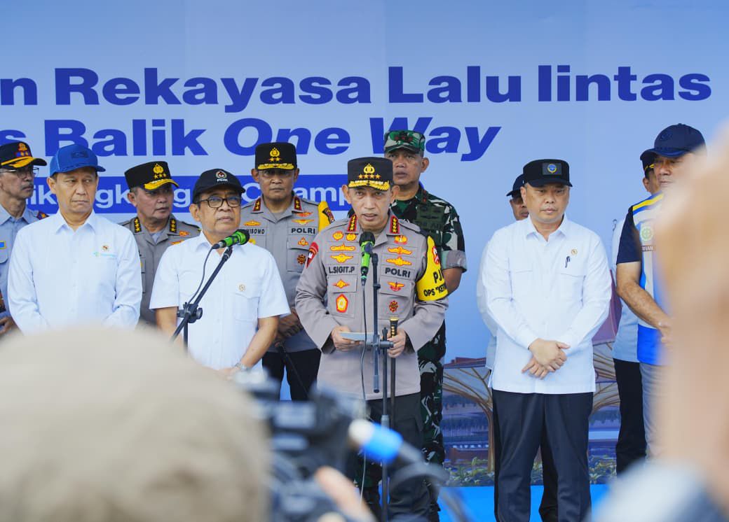 Rekayasa Lalu Lintas One Way Nasional Dibuka, Kapolri Ajak Masyarakat Manfaatkan WFA