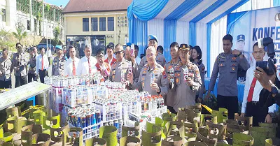 33 Orang Tersangka Penyaluran Ilegal Energi Diamankan, Kerugian Negara Capai Rp.12,4 Miliar.