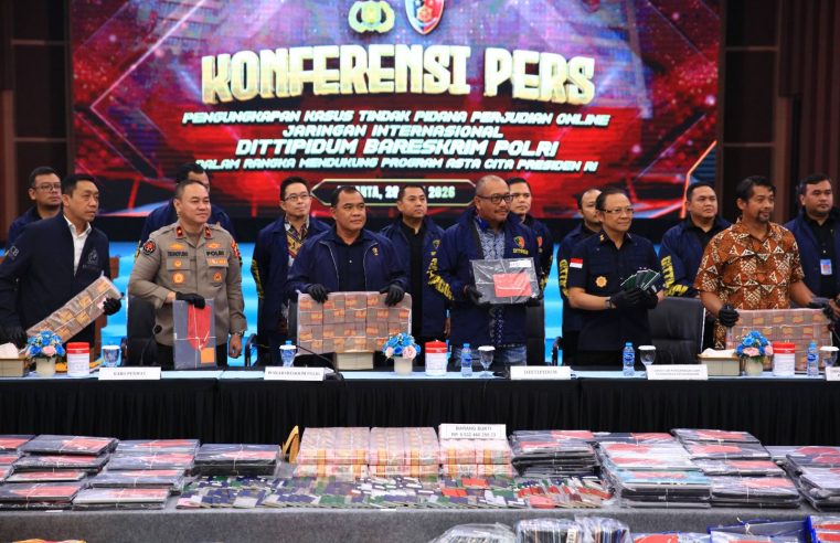 Perkuat Kerja Sama Lintas Negara, Polri Tangkap Buronan Penipuan Daring Asal China