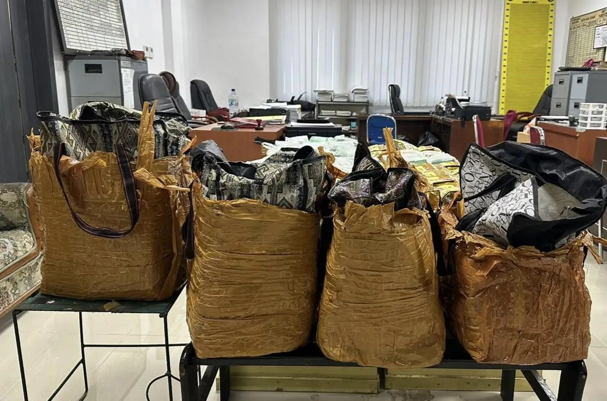 Kabur Saat Dikejar, Kurir Sabu 113 Kg Tinggalkan Barang Bukti di Aceh Timur