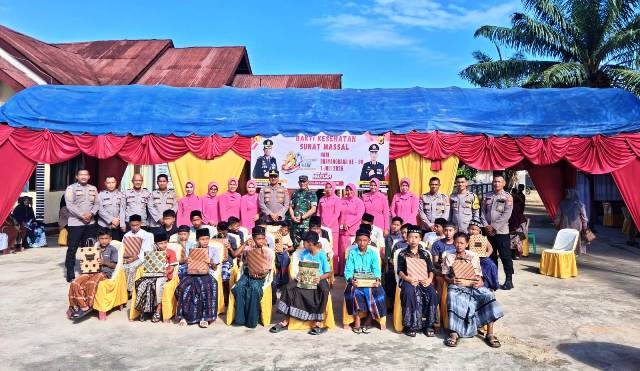Rangkaian Hari Bhayangkara: Polres Aceh Timur Bantu Warga Lewat Sunat Massal Gratis