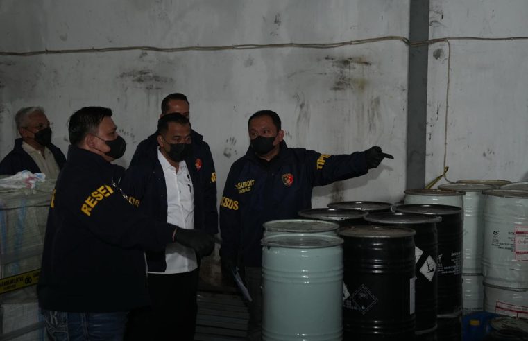 Perdagangan Sianida Tanpa Izin Terungkap, Polri Amankan 18 Ton Bahan Berbahaya