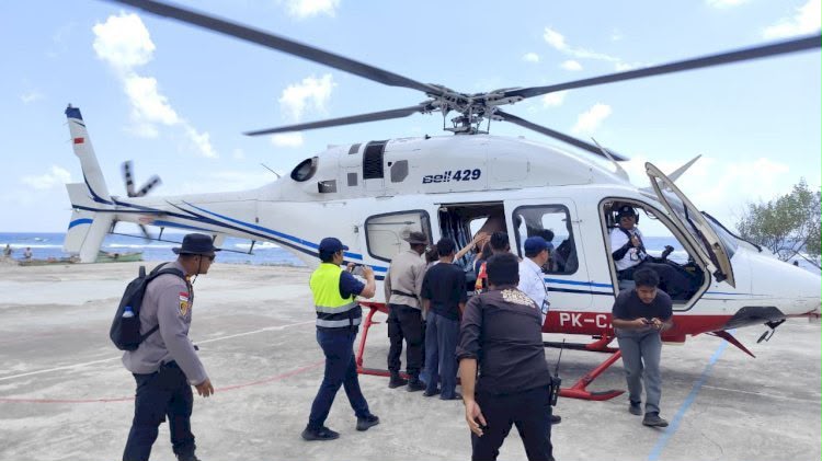 Akses Darat-Laut Terbatas, Jalur Udara Jadi Andalan Evakuasi Korban Gempa Sikka