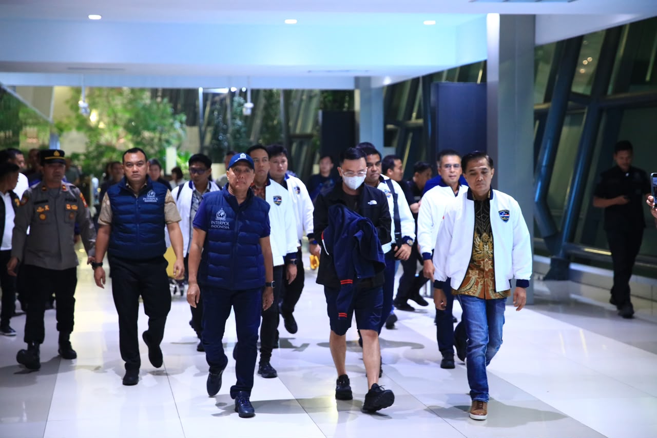 Bawa Pulang FP Buronan Perjudian Online, Polri Tunjukkan Efektivitas Kerja Sama Lintas Negara