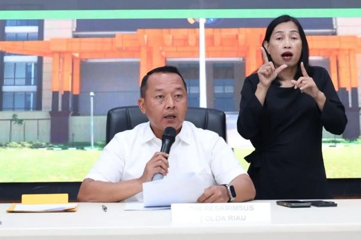 Anggota Dewan Kabupaten Kampar Ditetapkan Tersangka Terkait Alih Fungsi Lahan Hutan Menjadi Perkebunan Sawit