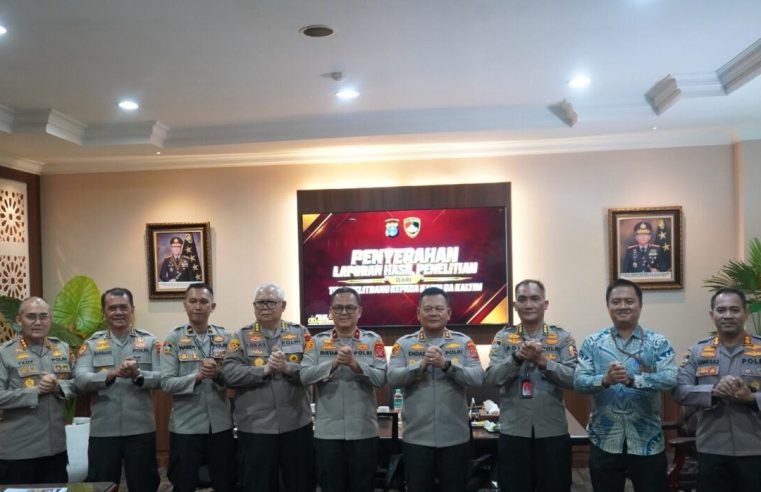 Perkuat Kebijakan dan Kinerja, Kapolda Kaltim Terima Hasil Penelitian Puslitbang Polri