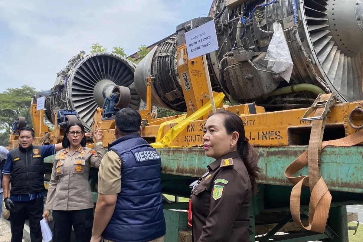 Tiga Mesin Pesawat Bekas Senilai Rp30 Miliar Diamankan di Batam, Empat Orang Jadi Tersangka
