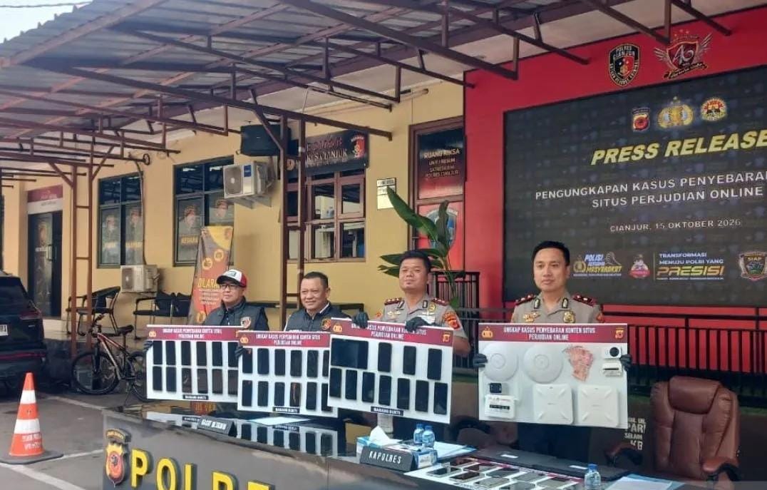 Berawal dari Laporan Warga, Sembilan Operator Judi Online Dibekuk di Vila Cianjur