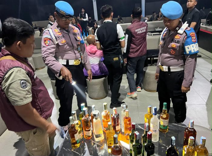 Hari Kedelapan Operasi Sarang Narkoba Polda Banten: Satu Orang Positif Narkoba dan Ratusan Botol Miras Diamankan