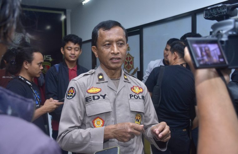 Ditreskrimsus Polda Jambi Tahan 2 Orang Tersangka Kasus Korupsi Pembangunan Puskesmas Bungku Bajubang