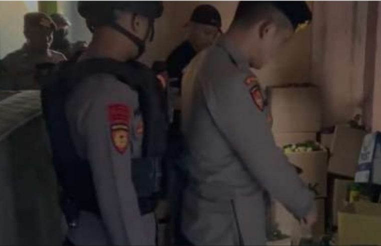 Polisi Berhasil Amankan Ratusan Botol Minuman Keras di Garut Jabar