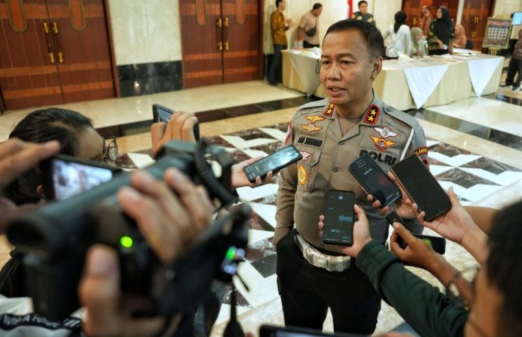 Irjen Aan Kakorlantas Tegaskan, Plat Mobil ZZ Bukan Prioritas Di Jalan