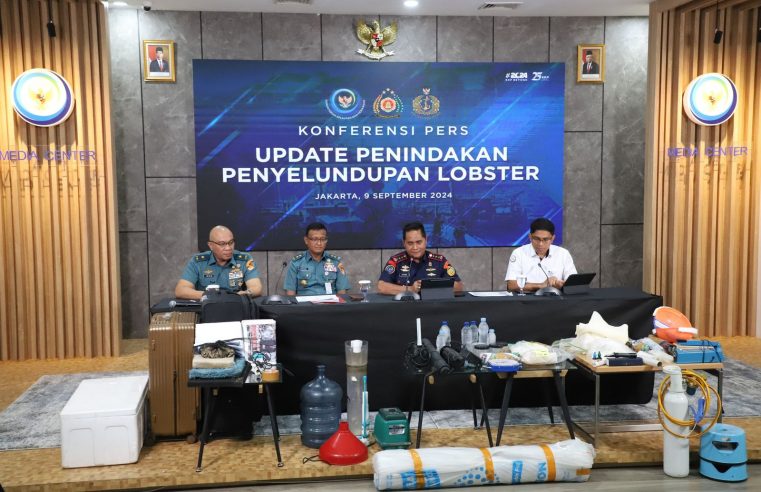 TNI AL & KKP GAGALKAN PENYELUNDUPAN BENIH LOBSTER SENILAI 7,4 MILYAR DI PARUNG BOGOR JAWA BARAT