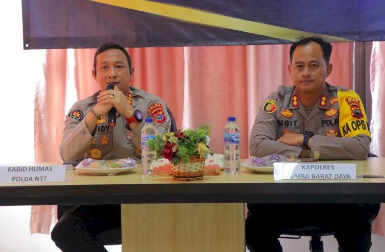 Gelar Supervisi di Polres SBD, Kabidhumas Polda NTT Kombes Ariasandy, SIK Tekankan Pentingnya Pengelolaan Informasi Publik