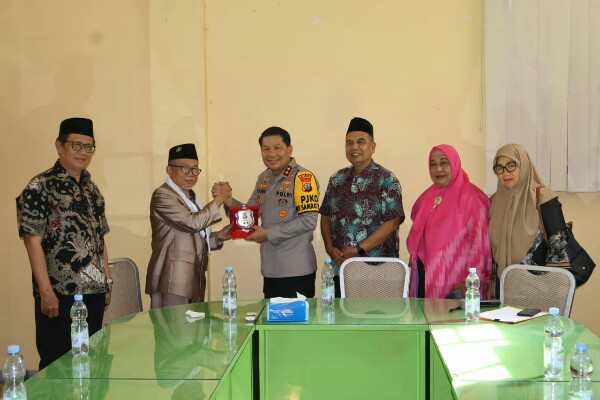 Jalin Kemitraan, Kapolda Silaturahmi Bersama Pengurus Majelis Ulama Indonesia di Sulawesi Utara