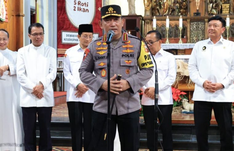 Ucapkan Selamat Natal Kepada Umat Kristiani, Kapolri: Mari Genggam Erat Persatuan dan Kesatuan