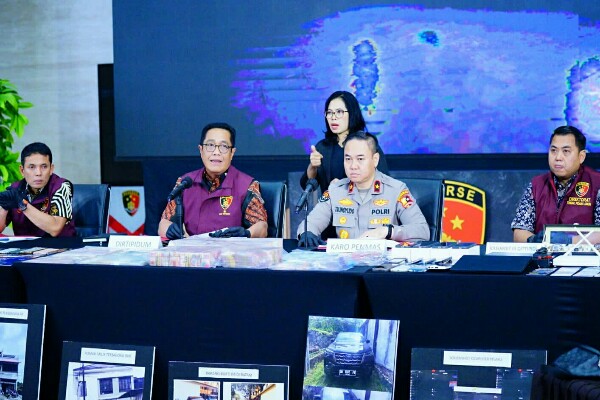 Bareskrim Polri Bongkar Jaringan Judi Online Internasional 1XBET, 9 Orang Tersangka Ditangkap