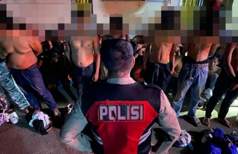 Polisi Berhasil Ringkus 7 Pemuda Positif Narkoba Saat Pesta Miras di Indramayu Jabar