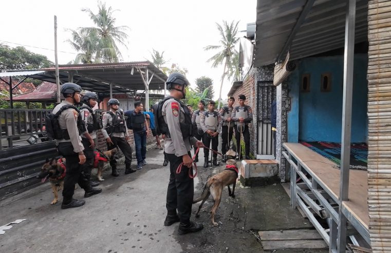 Kerahkan Unit K-9, Polda NTB Gerebek Kampung narkoba & Amankan Barang Bukti 29,72 Gram Sabu-sabu