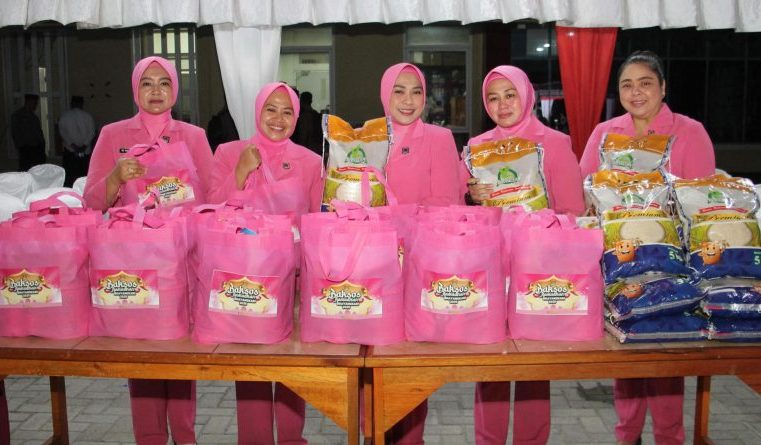 Bhayangkari Sulteng Gelar Bazar Ramadhan & Bakti Sosial Serentak, Bagikan Ribuan